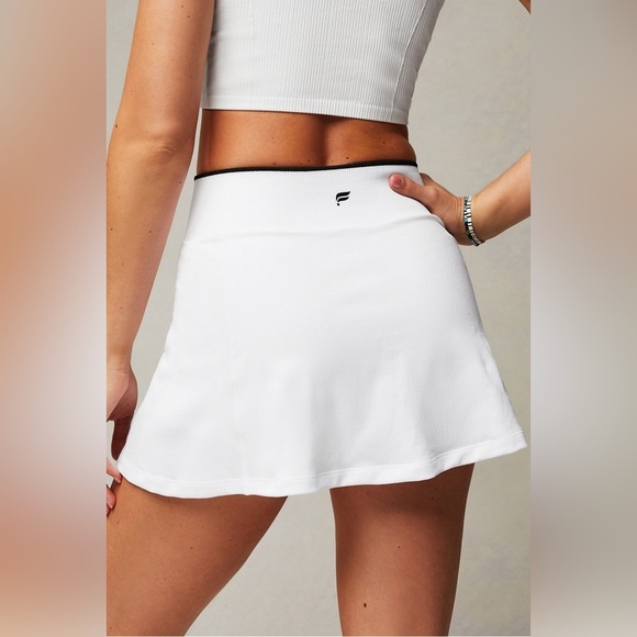 Fabletics Seamless Flounce Skirt size S - Picture 2 of 10